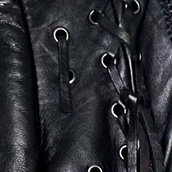 Black leather Just Cavalli Jacket Croped with fringe Size 38 - Picture 6 of 8